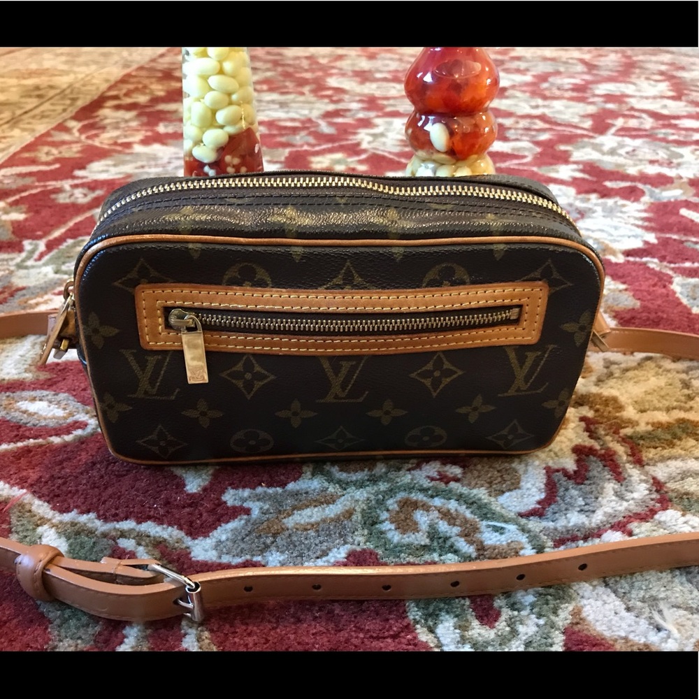 ✅SOLD✅Louis Vittion SDC023 Shoulder Purse✅ - Picture 1 of 8